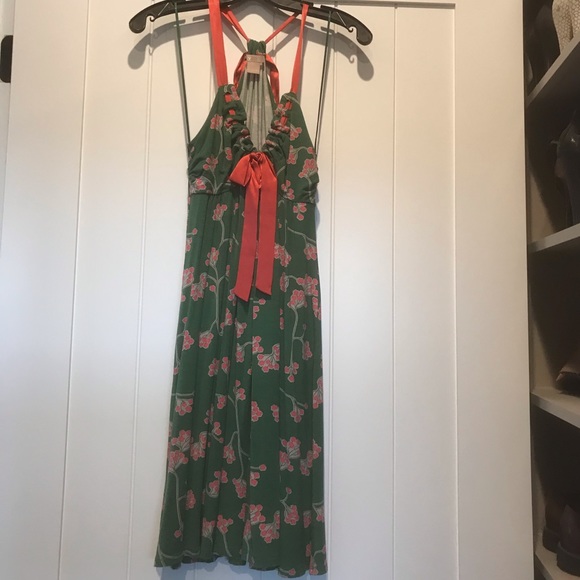 Dress - Picture 1 of 2